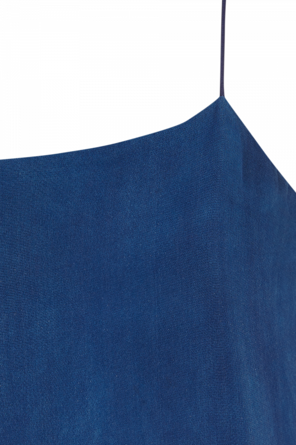 Flor Reversible Dress en Azules, detalle del tirante
